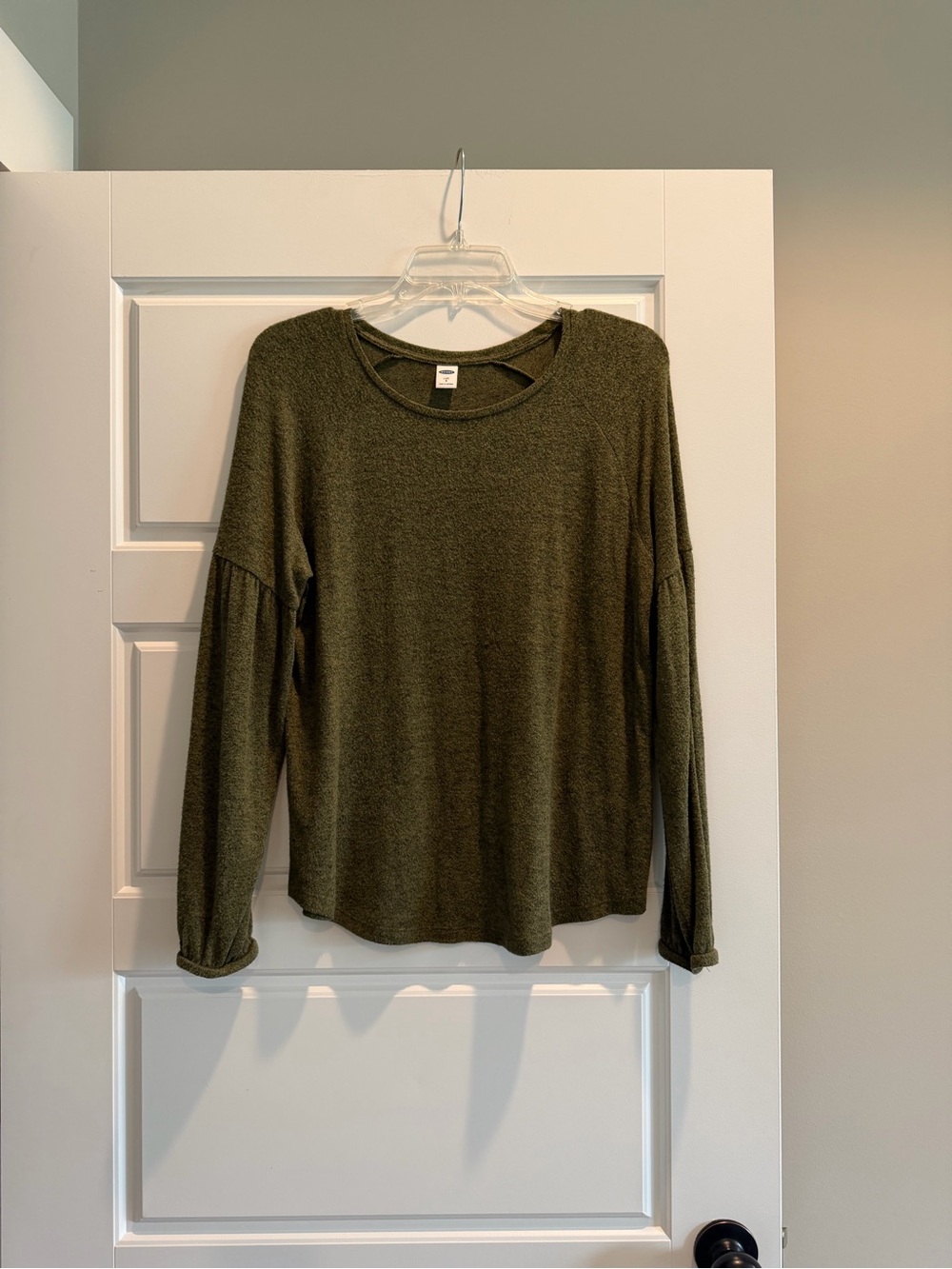 Old Navy Olive Green Long Sleeve Knit Top